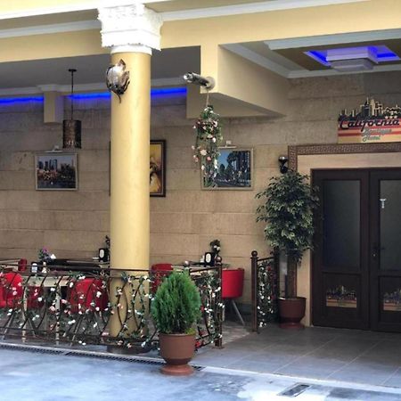 Hotel & Apartments California Ереван Екстериор снимка